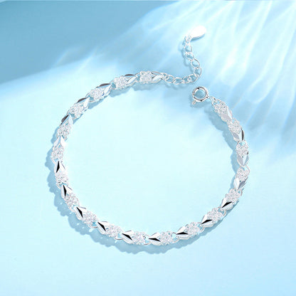 😀👉【Vásárolj egyet, kapsz egyet ingyen】💖🍀Tetszik az új divatos 925-ös ezüst négylevelű lóhere női karkötő-4169282-U