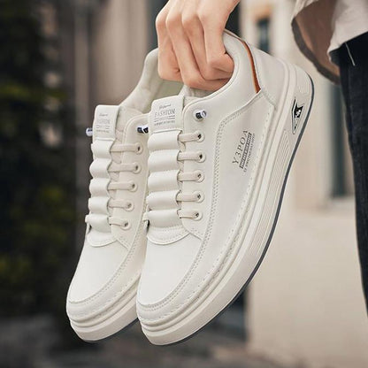 Férfi bebújós bőr sneaker – sportos, kényelmes, könnyen felvehető-U